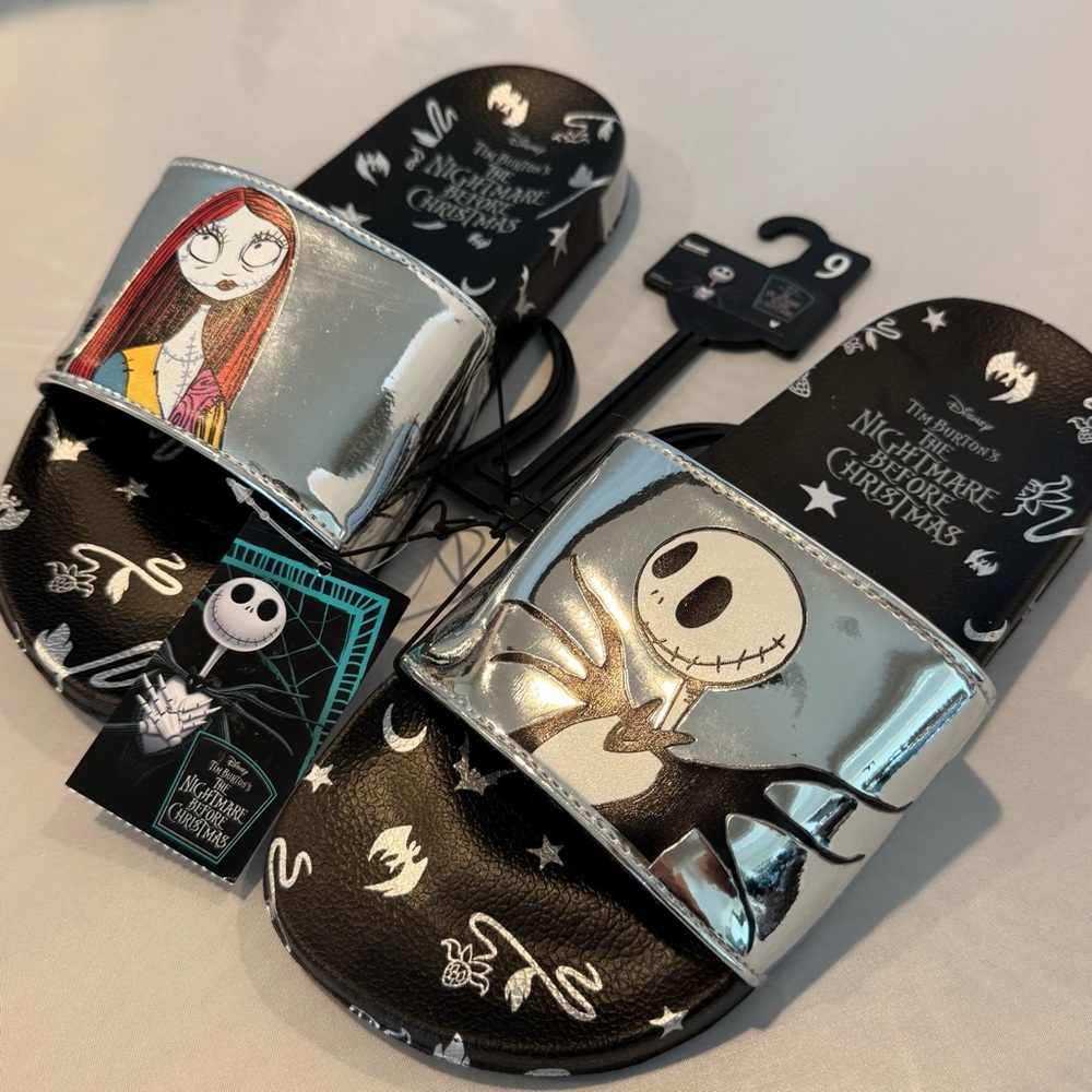 DISNEY Women’s SZ9 Nightmare Before Christmas Slide Sandals - Silver and Black